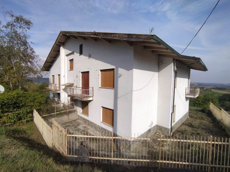 Gewerbeimmobilie in Cerrina Monferrato