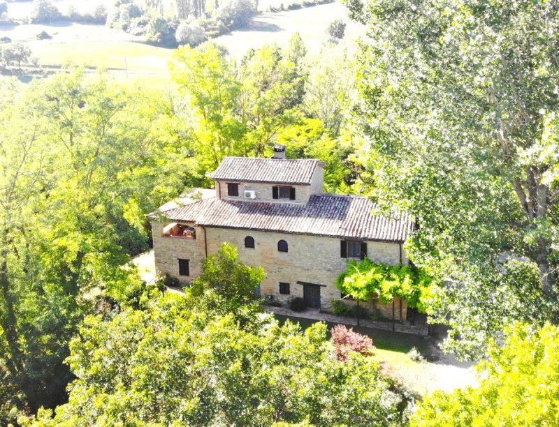 Landhaus in Montone