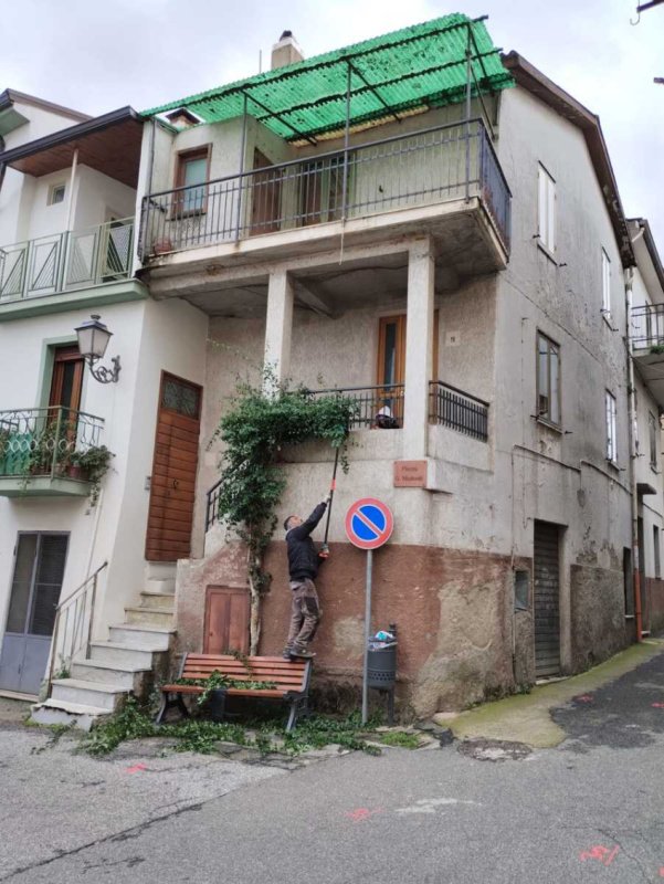 Historisch appartement in Vallefiorita