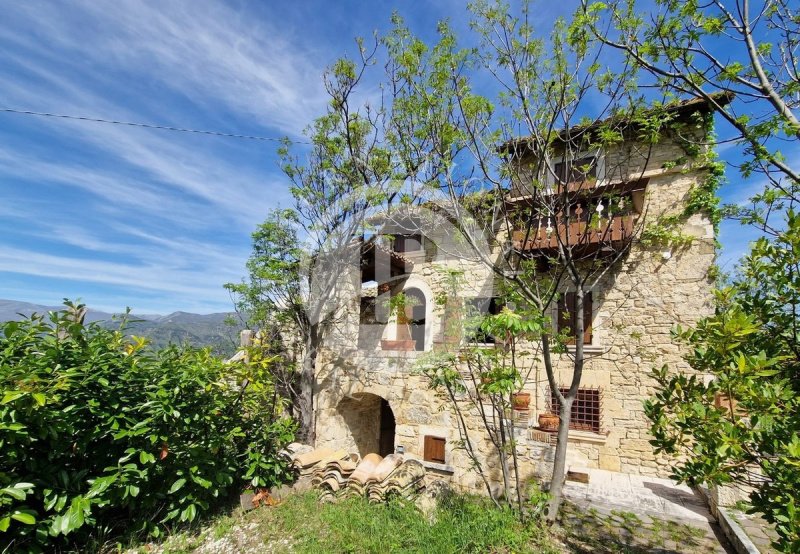 Villa en Acquasanta Terme