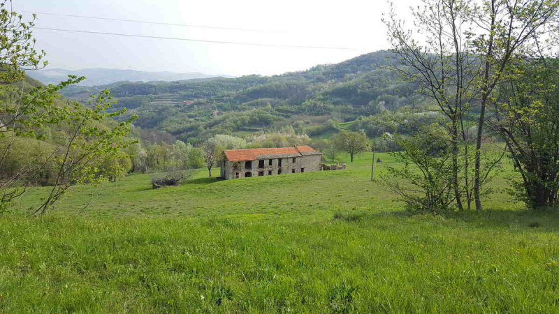 Hus på landet i Roccaverano