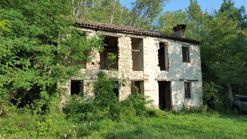Casa de campo en Bistagno