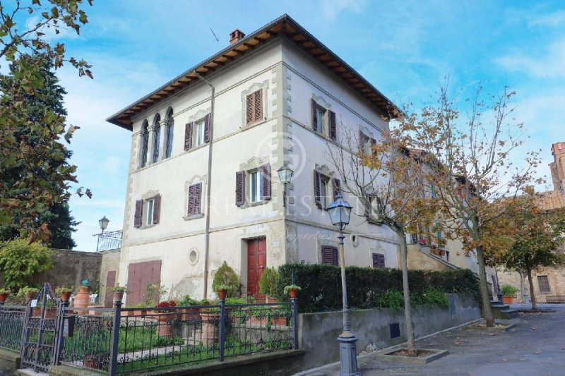 Bauernhaus in Lucignano
