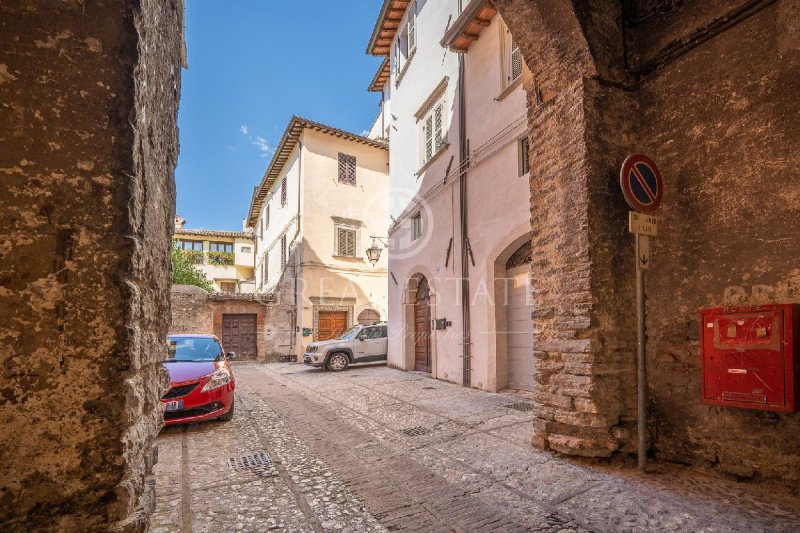 Appartamento storico a Spoleto