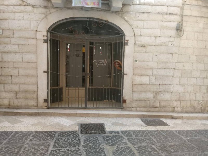 Commercial property in Trani