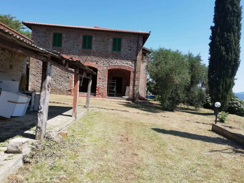 Klein huisje op het platteland in Castiglione della Pescaia