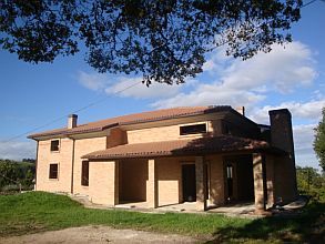 Landhaus in Fratte Rosa