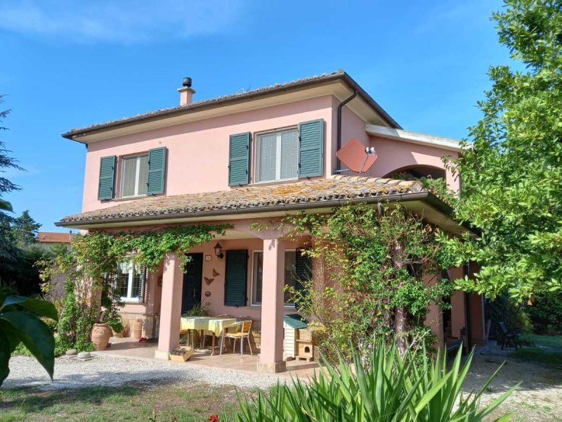 Country house in Fano