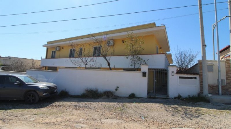 Detached house in Pulsano