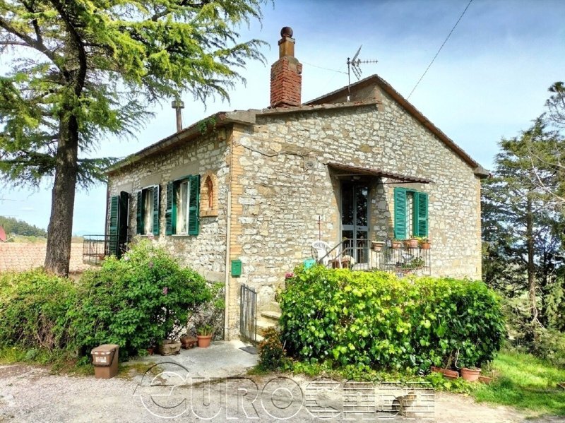 Hus på landet i Passignano sul Trasimeno