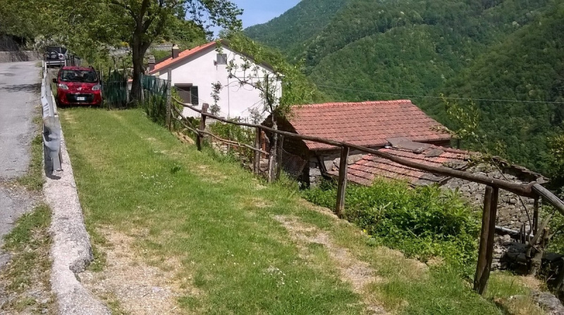 Half-vrijstaande woning in Sambuca Pistoiese