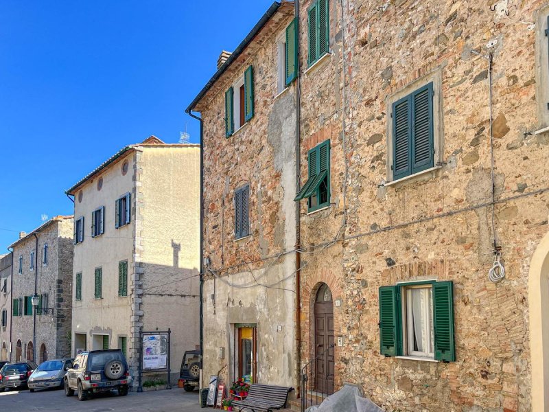 Lägenhet i Castelnuovo di Val di Cecina