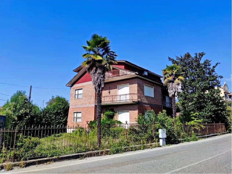 Einfamilienhaus in Isola del Liri