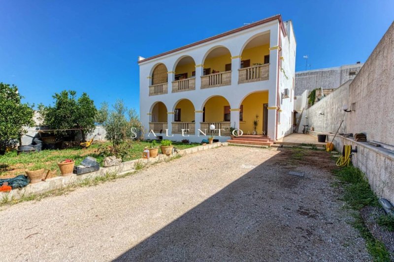 Villa à Gagliano del Capo