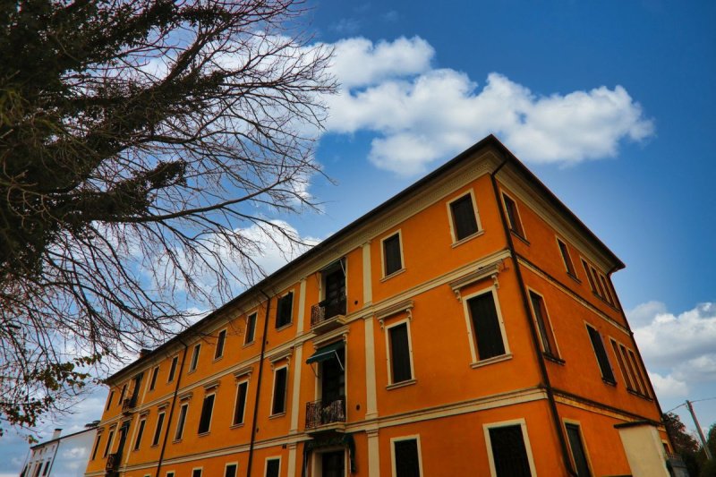 Lägenhet i Castelguglielmo
