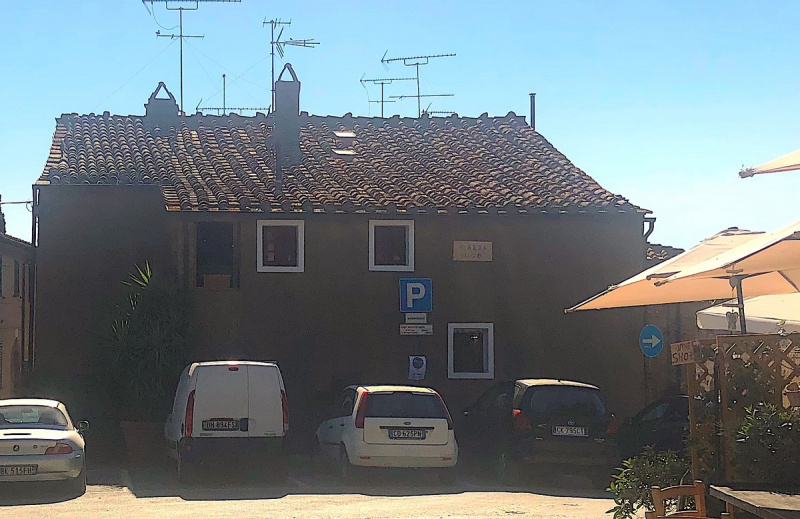 Half-vrijstaande woning in Castagneto Carducci