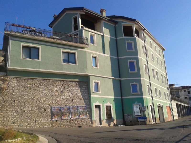 Commercial property in Lusiana Conco