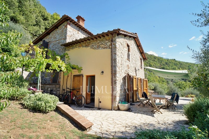 Huis op het platteland in Borgo a Mozzano