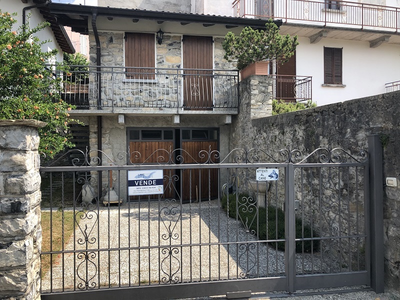 Einfamilienhaus in Centro Valle Intelvi