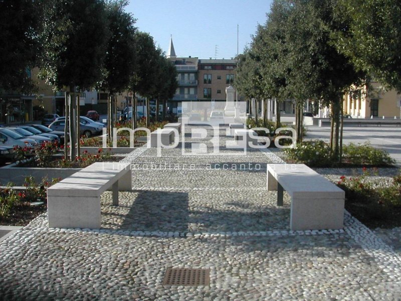 Commercial property in Ceggia