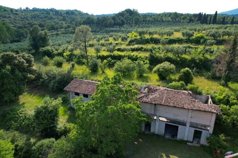 Klein huisje op het platteland in Salò