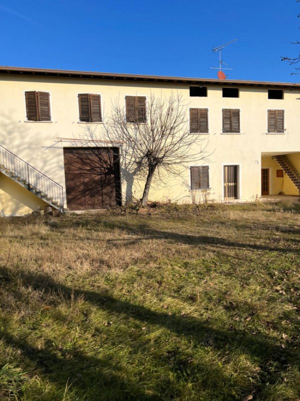 Bauernhaus in Polpenazze del Garda
