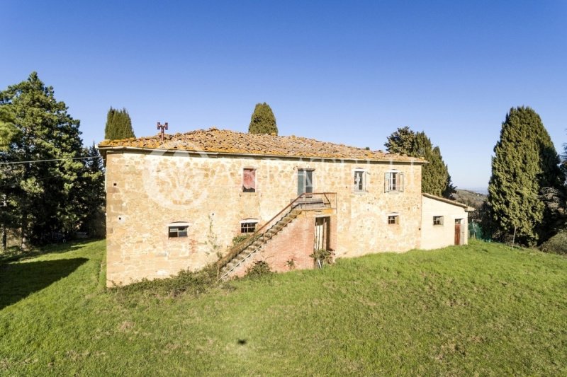 Klein huisje op het platteland in Torrita di Siena