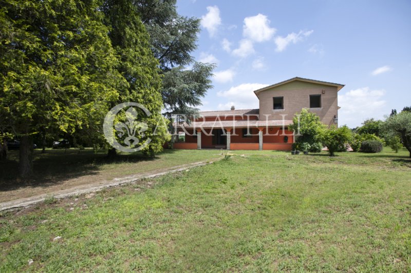 Villa in Sutri