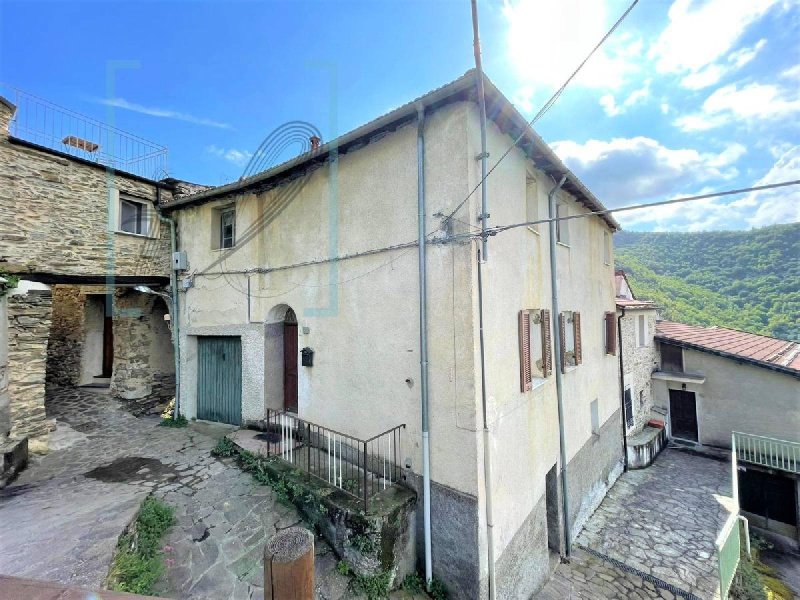 Haus in Borghetto d'Arroscia
