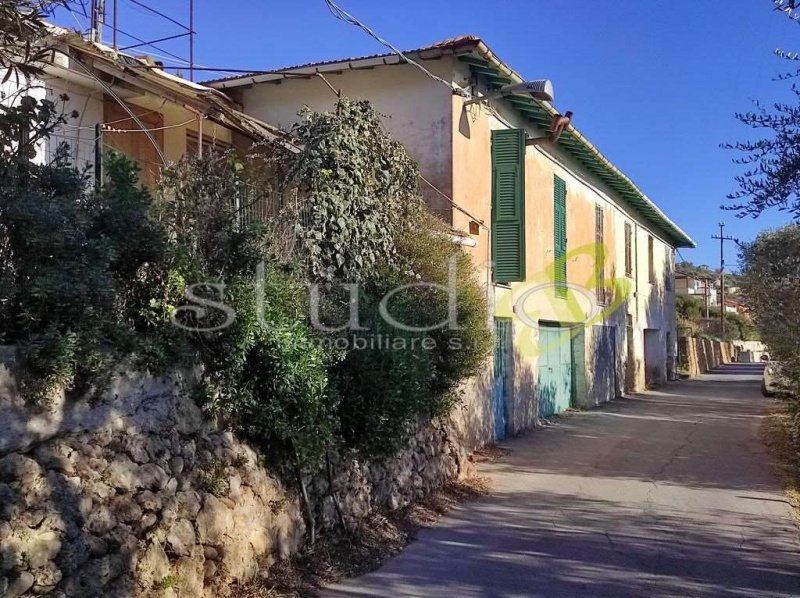 Vrijstaande woning in Ventimiglia