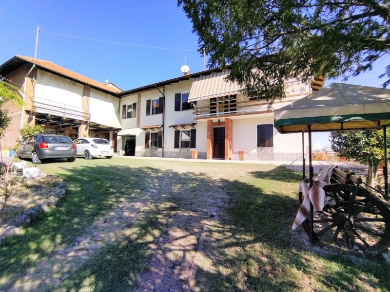 Einfamilienhaus in Montiglio Monferrato
