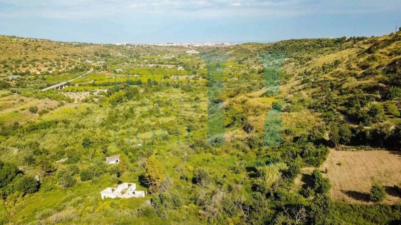 Huis op het platteland in Noto