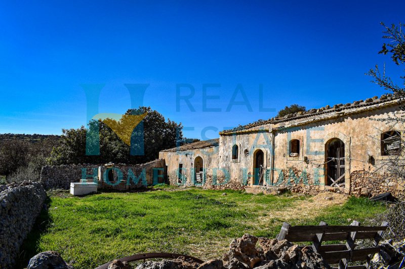 Maison de campagne à Palazzolo Acréide