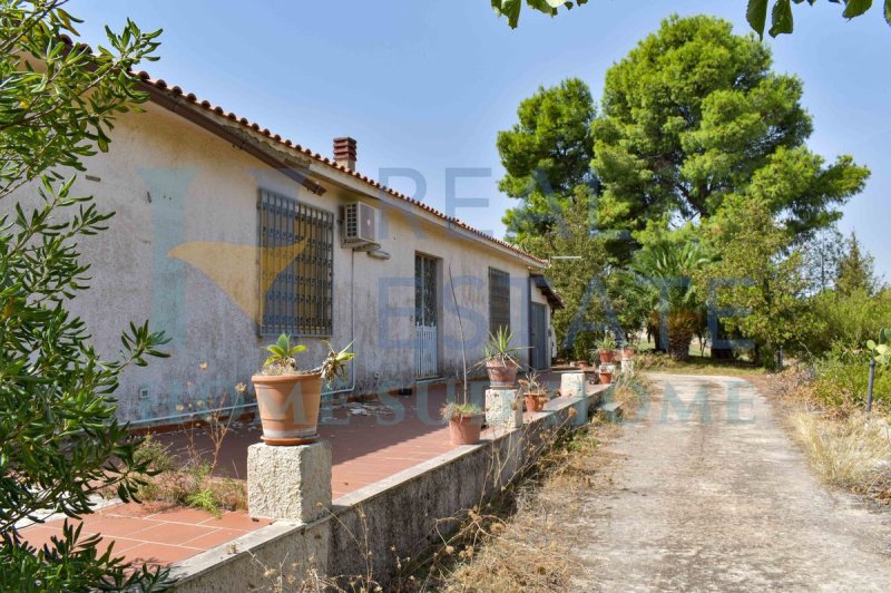 Maison de campagne à Noto