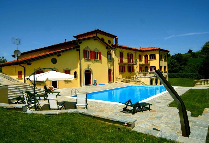 Villa en Murazzano