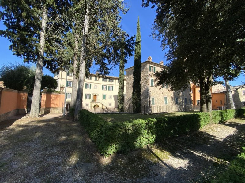 Apartamento histórico em Corciano