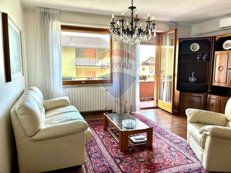 Apartment in Costa Volpino