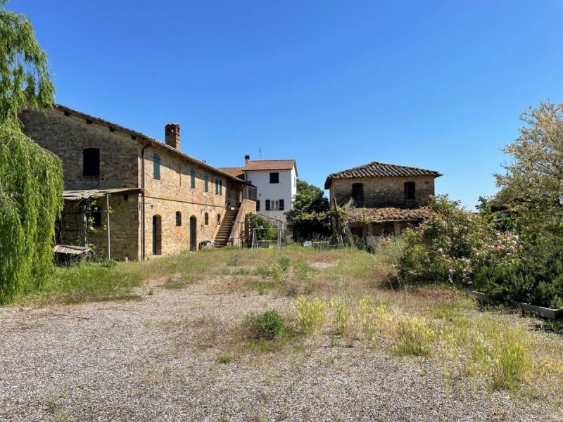 Country house in Marsciano