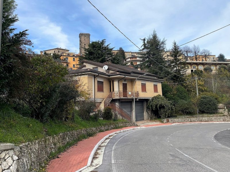 Vrijstaande woning in Fontechiari