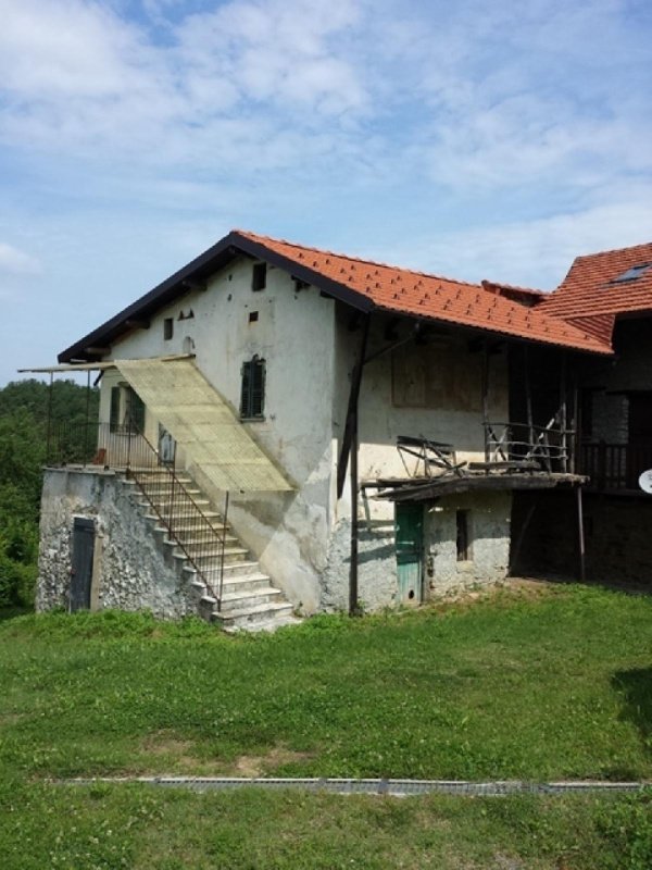Haus in Giusvalla
