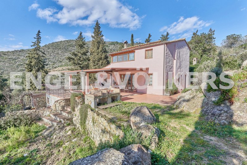 Detached house in Campo nell'Elba