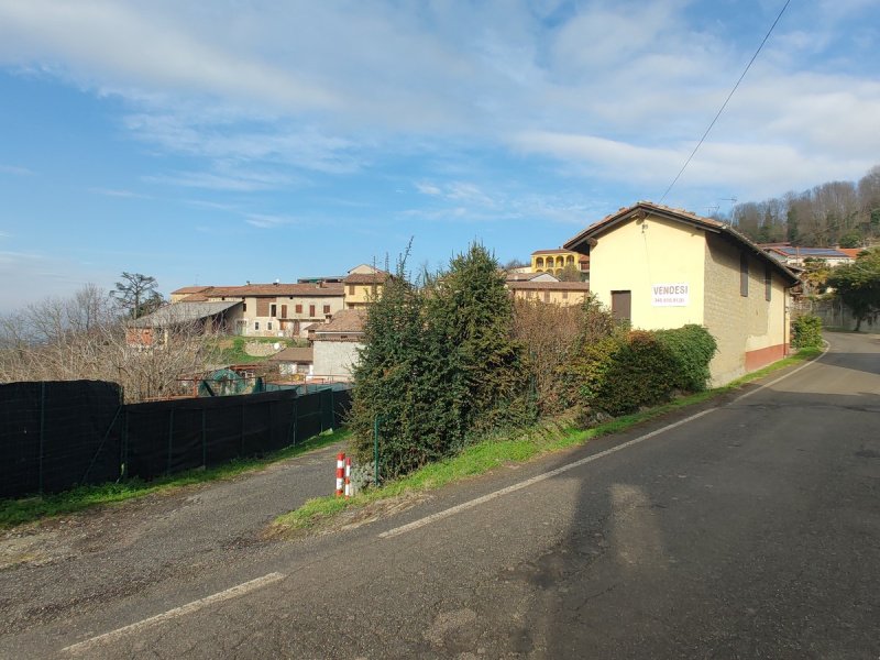 Vrijstaande woning in Mombello Monferrato
